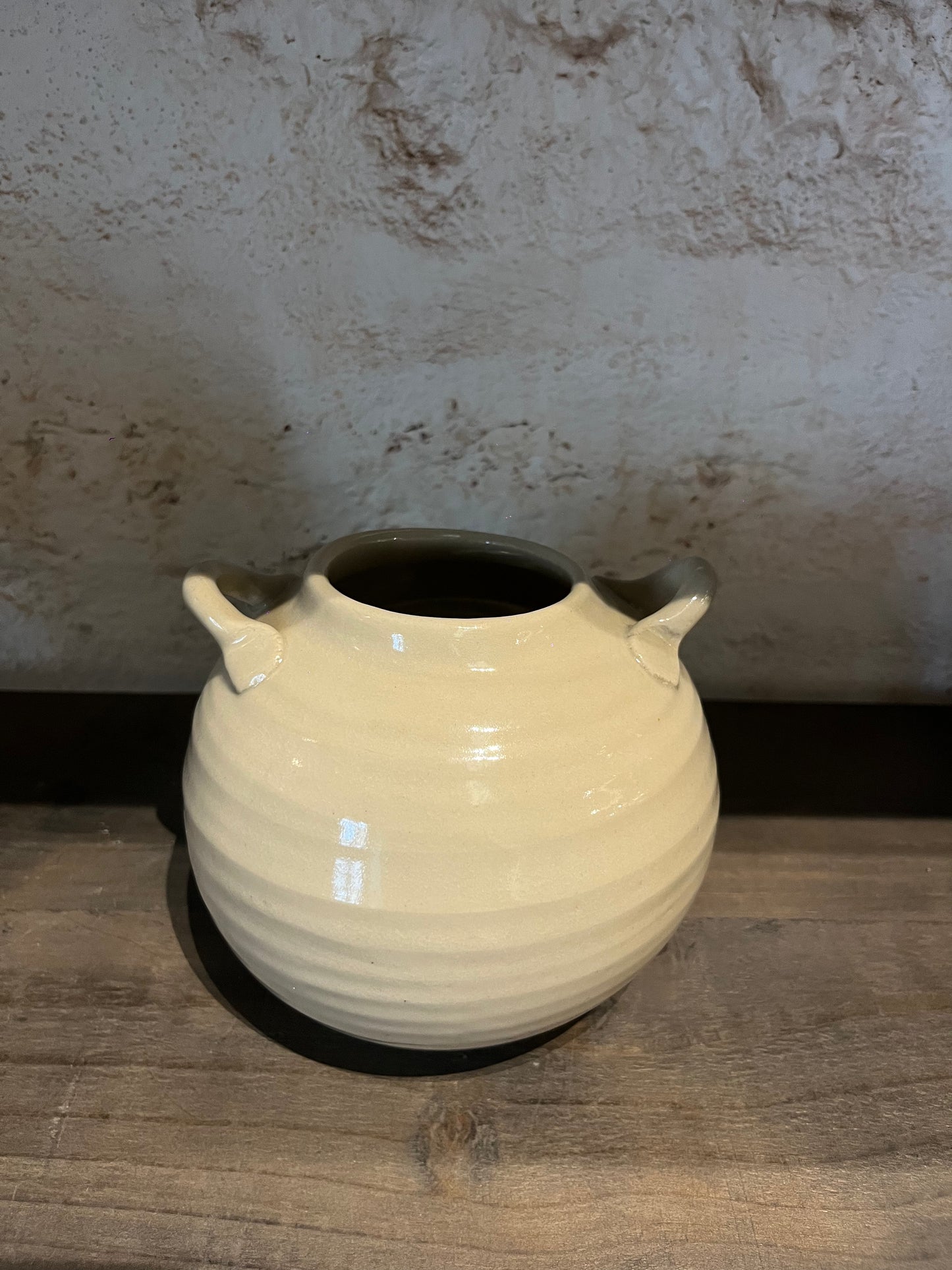 Round Vase